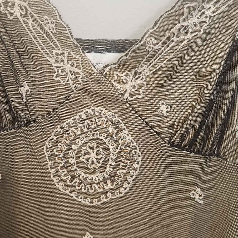Newport News Embroidered Overlay Midi Dress Black And Cream Size M Y2K Romance - Picture 4 of 13